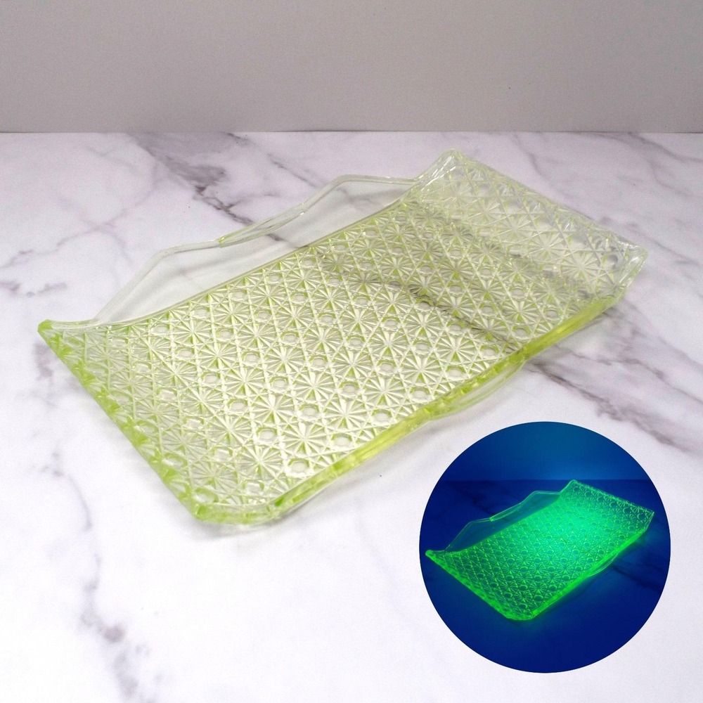 Antique Bryce Brothers Princess Daisy and Button Vaseline / Uranium Glass Tray